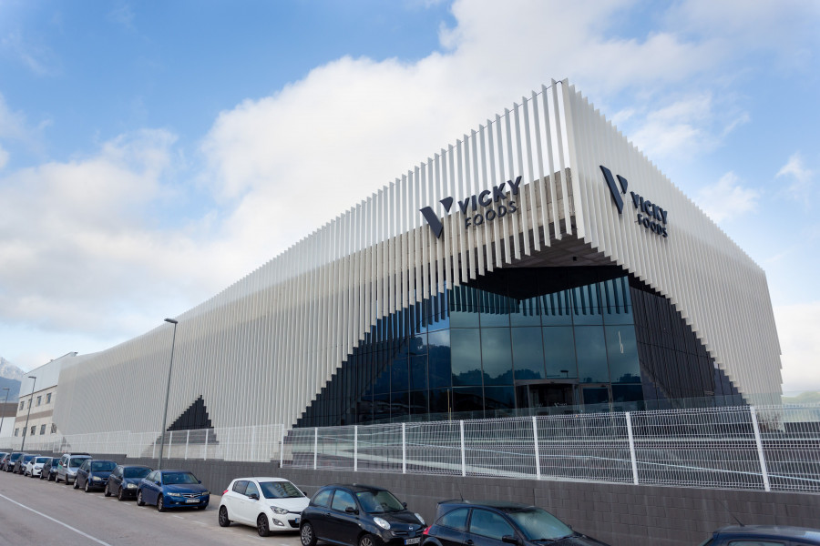 Vicky Foods ha invertido cerca de 36,2 millones de euros para aumentar su capacidad productiva y de distribución, incorporar la última tecnología y desarrollar proyectos de I+D.