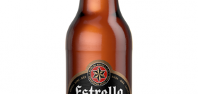 Estrella Galicia 0,0 Tostada emplea un blend de seis tipos de malta con diferentes grados de tostado, maíz y lúpulo de las variedades Nugget, Perle y Sladek.