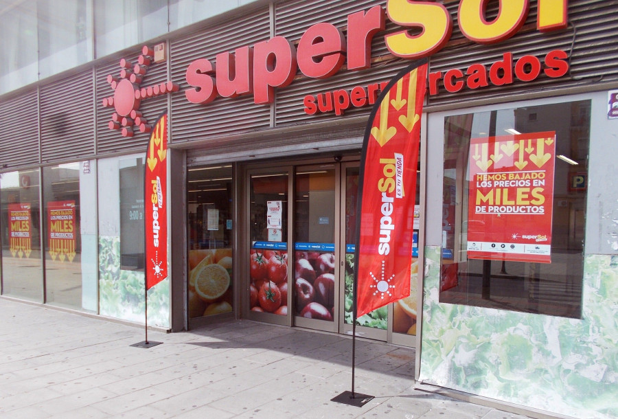 45 supermercados en total, más del 25% del parque de tiendas de la compañía, se están beneficiado de estas reducciones de precios.