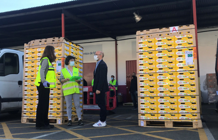 Esta donación ayudará a que familias que atraviesan dificultades socioeconómicas, agravadas por la crisis del coronavirus, puedan tener una mejor alimentación.