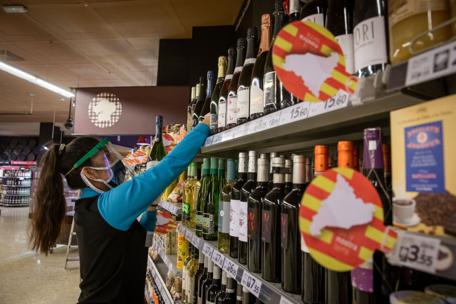 La fruta de origen catalán aumenta un 20% en los lineales de Caprabo.