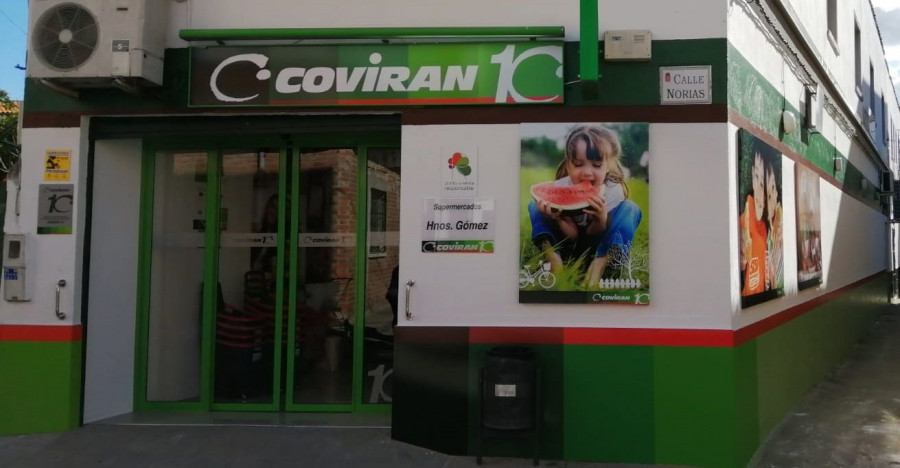 Dos nuevos supermercados bajo el Nuevo Concepto Covirán y acreditados como Punto de Venta Responsable.