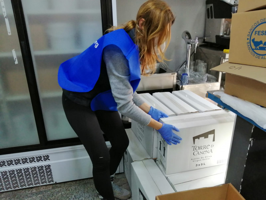 En concreto, la compañía familiar ha donado, hasta la fecha, más de 6.000 litros de aceite virgen extra, por un valor superior a los 25.000 euros.
