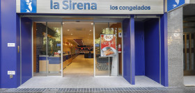 La cadena referente de alimentos congelados ha logrado mantener sus más de 250 tiendas abiertas en toda España y atender a las necesidades de los ciudadanos gracias a la gran labor y esfuerzo de sus