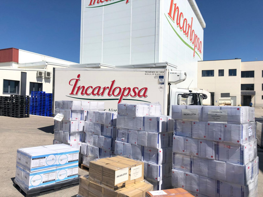Incarlopsa continuará con las donaciones de mascarillas, guantes, batas, EPIs, gorros, calzas, hidrogel y otros materiales de protección, así como alimentos durante las próximas semanas.