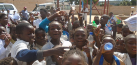 La Fundación ha promovido la construcción de 23 instalaciones de acceso a agua potable en África, América y Asia de la mano de las ONG Yanlaminim, World Vision y de la empresa social Auara.