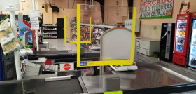 Hiperber ha reducido el horario de atención al público en sus supermercados de 9 a 20 horas, así como se ha limitado el aforo a sus centros para garantizar la distancia preventiva de 1 metro entre 