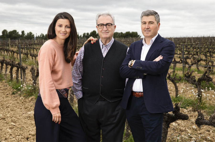 De izquierda a derecha: Meritxell Juvé, Joan Juvé, José Manuel Pérez Ovejas.