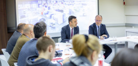 Jaime Colsa, fundador y consejero delegado de Palibex, junto a Lluís Gay, nuevo director Internacional de la red, durante la presentación del nuevo hub de Barcelona.