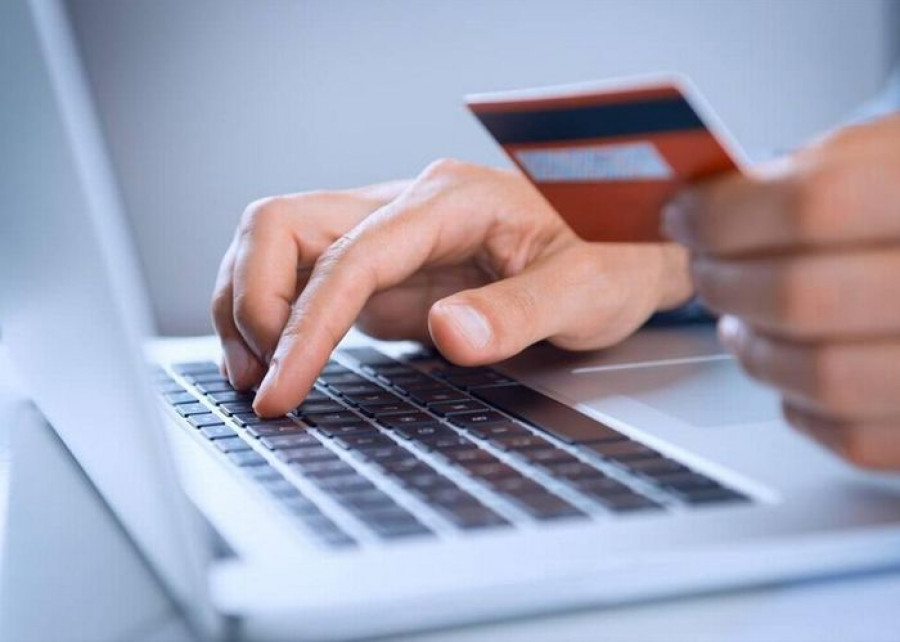 El estudio ‘E-Commerce en Gran Consumo’, de Aecoc Shopperview y Netquest, revela que los e-consumers de productos de Gran Consumo gastaron 229,5 euros de media durante este periodo.