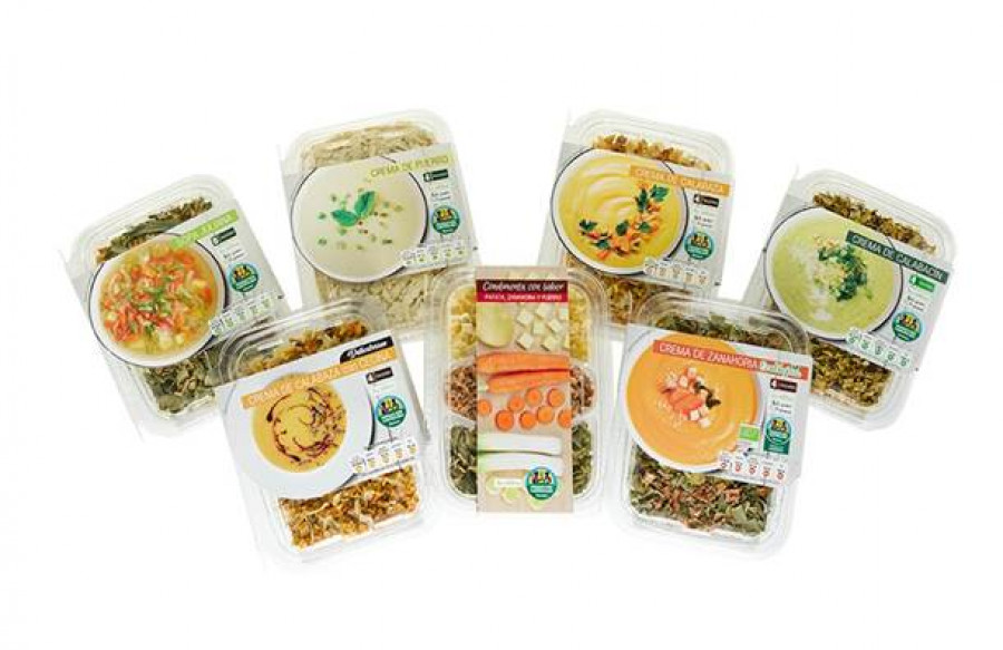 El nuevo surtido acoge packs de sopa juliana, crema de calabacín, crema de calabaza, crema de calabaza con cecina, crema de zanahoria ecológica y condimentos de verdura (patata, zanahoria y puerro) 