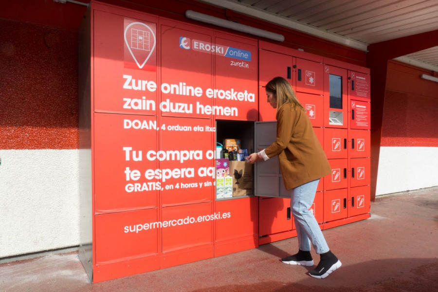 Este nuevo servicio es gratuito y facilita la recogida de las compras online sin esperas, pudiendo disponer del pedido en cuatro horas desde su realización.