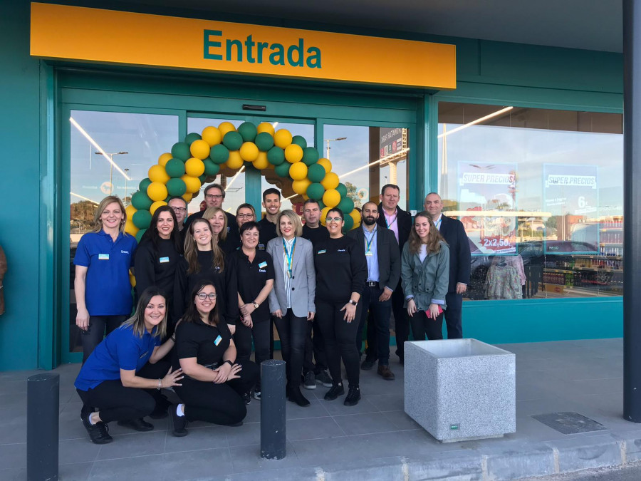 La marca de origen británico, que se caracteriza por la variedad de su oferta y los precios siempre bajos, abre una nueva tienda de 954 metros cuadrados e incorpora a 14 personas en su plantilla.