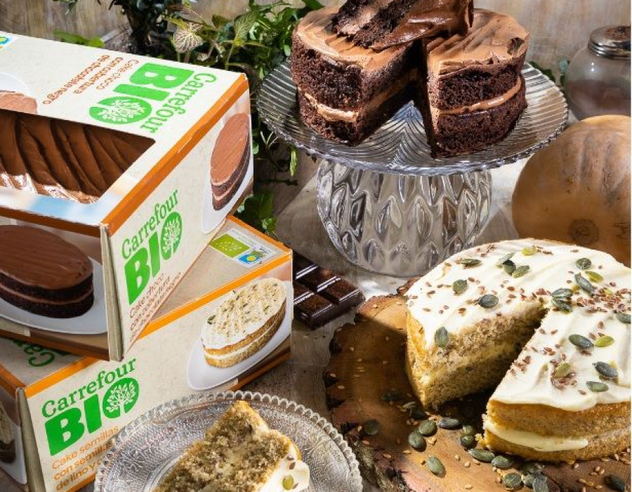 Carrefour pone a disposición de sus clientes tartas bio de chocolate y de semillas de lino y calabaza.