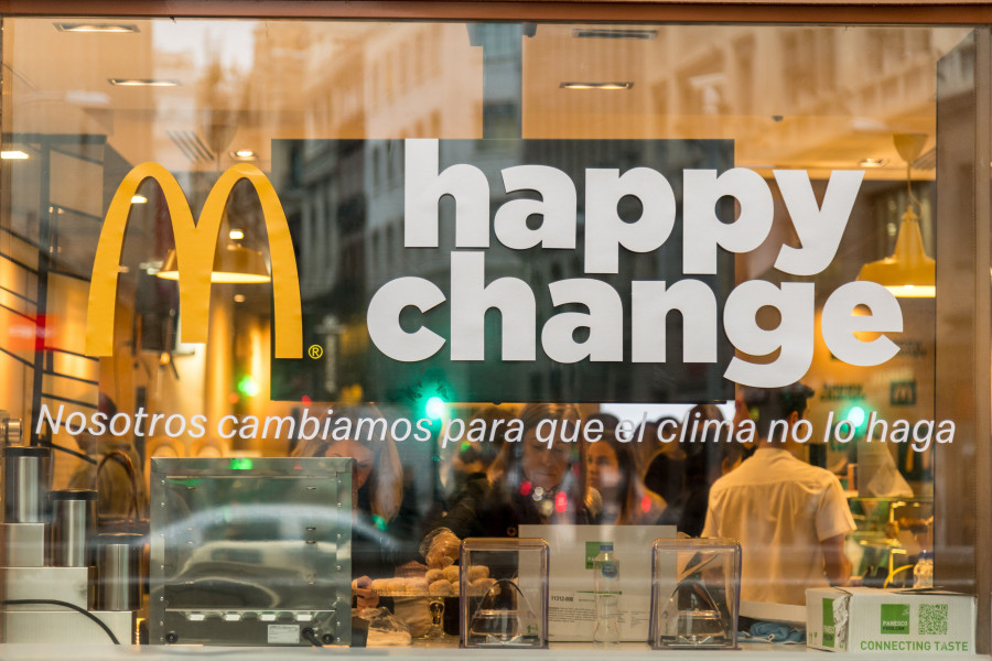 McDonald's es la marca de restauración con mejor posición digital en España, según el análisis de Alqua..