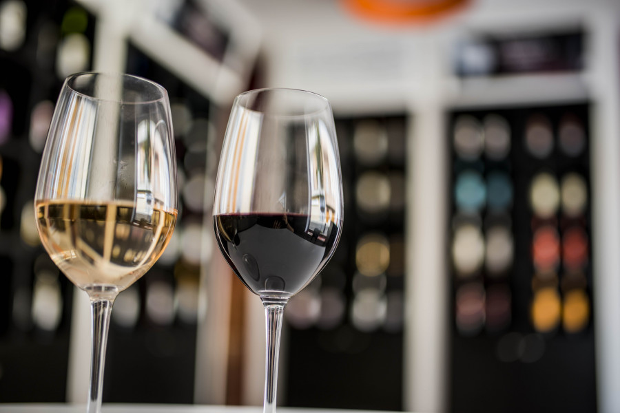 Las cifras de ventas en el mercado nacional hablan de más de 38,2 millones de botellas vendidas; lo que representa un aumento del 3,78 % respecto al año anterior, según datos de la D.O. Valdepeñas