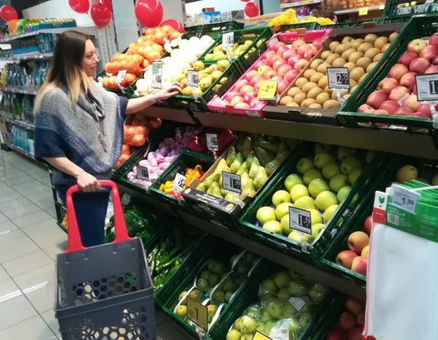 El nuevo supermercado de Eroski cuenta con una sala de ventas de 300 metros cuadrados y 8 trabajadores en plantilla.