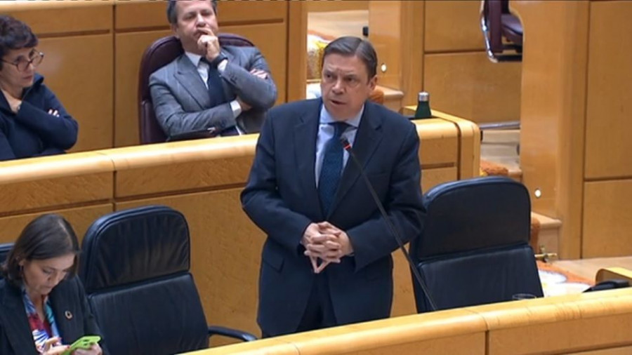 Luis Planas ha vuelto a manifestar este martes en el Senado su apoyo a las reivindicaciones de agricultores y ganaderos preocupados por la volatilidad de los precios y las bajas remuneraciones que rec