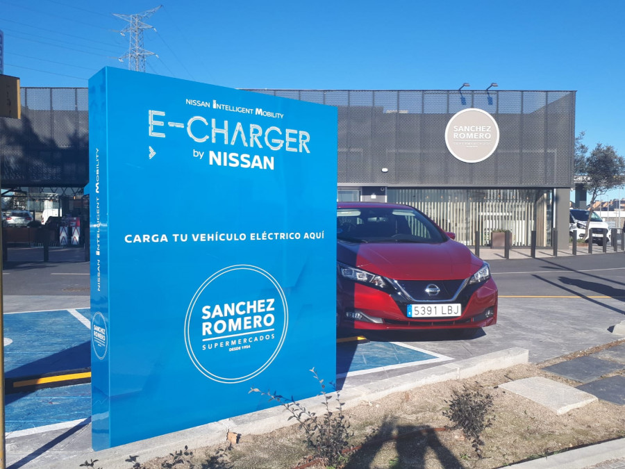 El aprovechamiento del tiempo de descanso de los vehículos eléctricos mientras sus usuarios ocupan su tiempo haciendo sus compras proporcionará más oportunidades de carga a los usuarios del vehíc