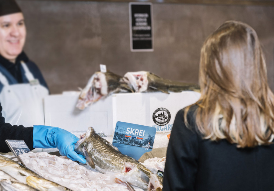 El Corte Inglés se anticipa y ofrece en exclusiva, en las pescaderías de sus centros comerciales a nivel nacional, el bacalao noruego skrei, único en el mundo y pescado de forma sostenible.