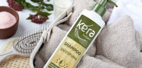 Se trata de champú en crema sin espuma que al contener aceite de argán y manteca de karité hidratan y nutre el cabello en profundidad.