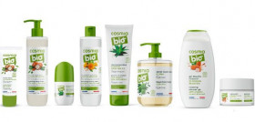 Cosmia Bio cuenta con 15 productos para adultos y bebés, como jabones, geles, desodorante, crema de manos, linimento, agua limpiadora o crema hidratante, entre otras.