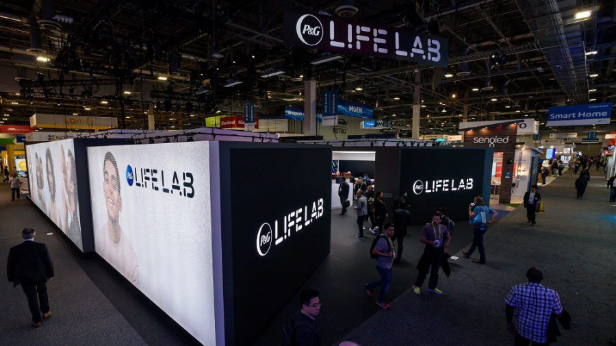 La compañía participa en esta cita anual de la tecnología de consumo, en la que ha presentado las novedades de sus marcas para liderar la transformación disruptiva de la experiencia del consumidor