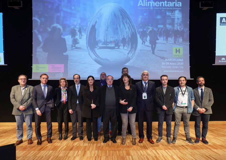 Foto de familia de los participantes en la presentación internacional de Alimentaria 2020 en CosmoCaixa (Barcelona).