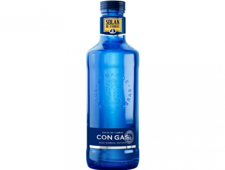 Se presenta en formato de botella de vidrio de 75cl, siendo 100% reciclable.