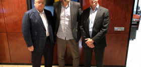 De izq a dcha, Jaime Rodríguez, presidente del Grupo Euromadi; Oriol Bota, director de la Obra Social San Juan de Dios y José María Rodríguez, Consejero Delegado del Grupo Euromadi.
