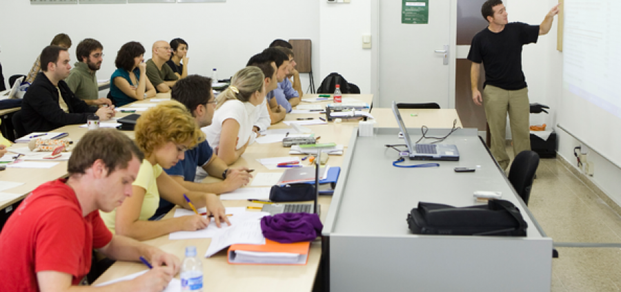 La portavoz del Gobierno ha anunciado que la oferta de Formación Profesional presentará hasta 80 nuevos títulos en los próximos cuatro años.