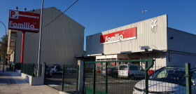 El establecimiento dispone de una sala de ventas de 995 metros cuadrados y 26 empleados.