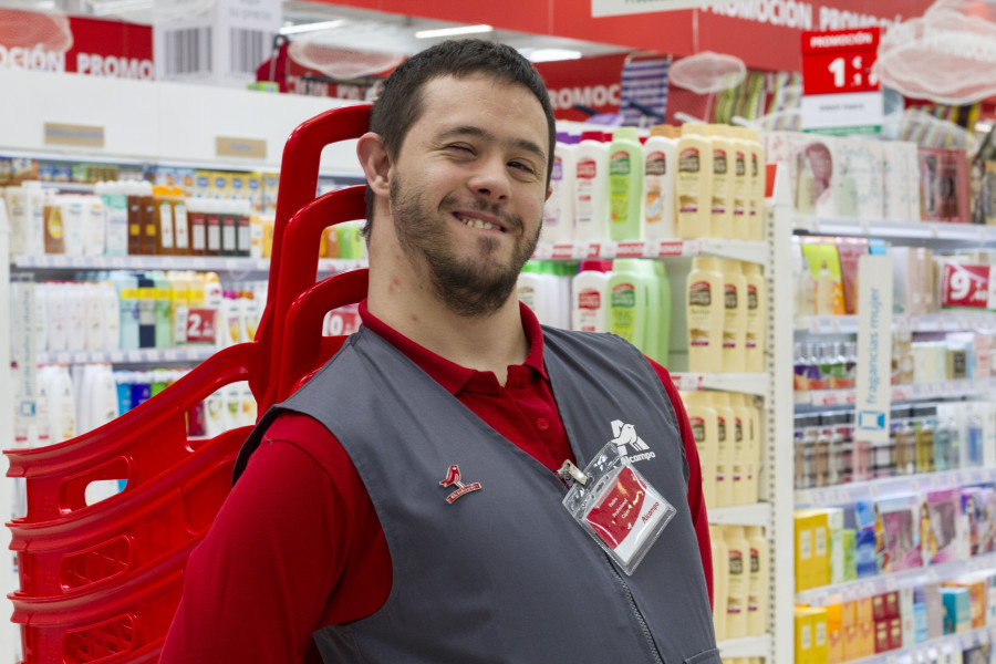 En el ejercicio anterior, las compras a centros especiales de empleo superaron los 5 millones de euros.