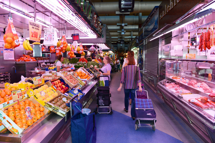 Según los datos de Nielsen, la carne y los huevos son los productos que han resistido a la caída en volumen de ventas durante este año.