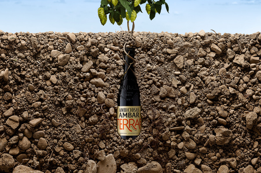 Esta forma tan inusual de dar vida a una cerveza consigue reflejar el carácter y terroir único de las tierras de Olite.