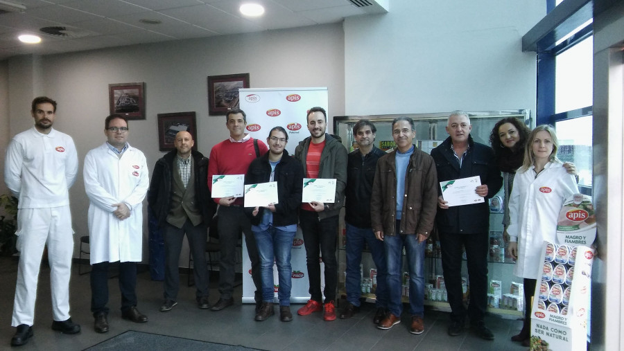 Alumnos y profesores premiados.