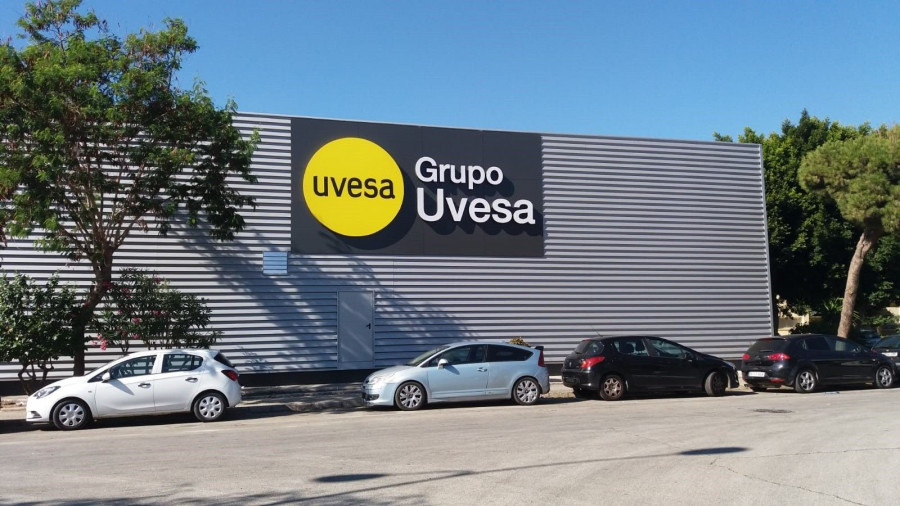 Uvesa Málaga se dedica al sacrificio de broilers con capacidad para 8.000 pollos/hora. En 2018, procesó 41.000 toneladas de pollo vivo y 30.800 de pollo canal.