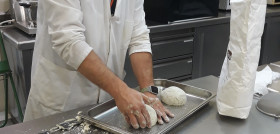Pan elaborado con proteínas naturales y sostenibles de Ainia.
