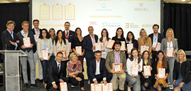 Los premiados después de la entrega.