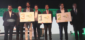Los ganadores de los Ingenia Startups durante la entrega de premios.