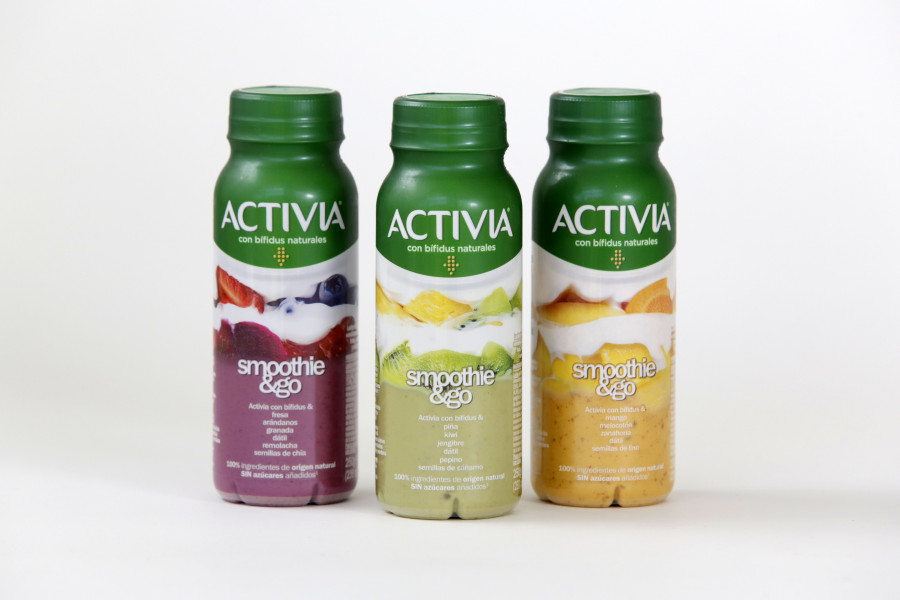 Disponibles en tres variedades con frutas, vegetales, semillas y sin azúcares añadidos, los nuevos smoothie&go son la nueva apuesta de Activia.