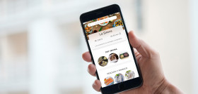 Los usuarios de Glovo en Barcelona y Madrid ya pueden recibir platos preparados, carne, pescado y marisco, verduras e incluso helados en 30 minutos a través de la app.