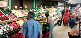 El supermercado renovado amplía su gama de productos para ofrecer mayor libertad de elección al consumidor, dando más protagonismo a los productos locales y frescos de temporada.