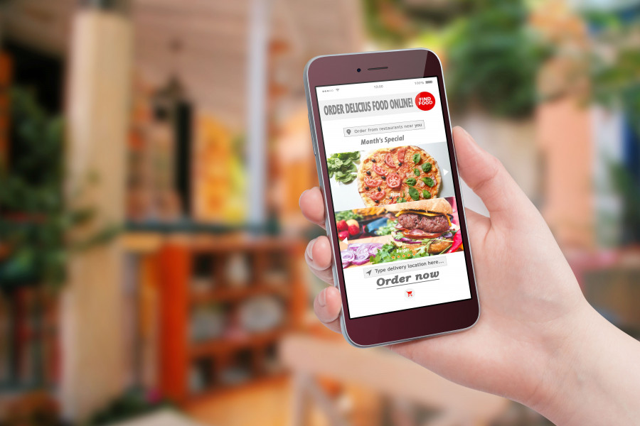 Los usuarios acceden a las compras indistintamente desde el ordenador o el smartphone.