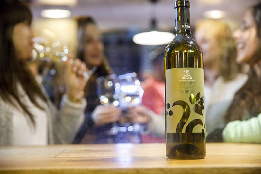 El Pleno del Consejo Regulador modifica el pasado viernes la regulación de los requisitos mínimos a cumplir por los etiquetados de los vinos de Rioja.