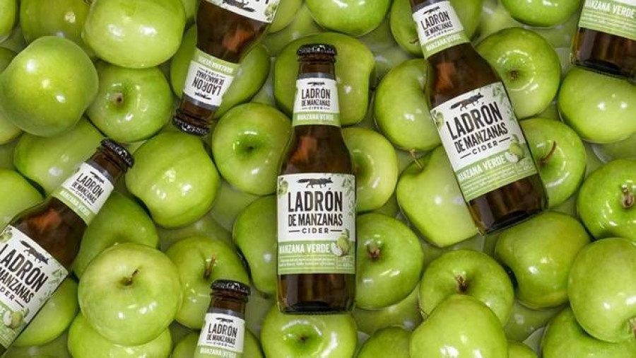 Ladrón de Manzanas Manzana Verde se encuentra ya disponible en formato de botella de 25cl en los principales supermercados e hipermercados de nuestro país.