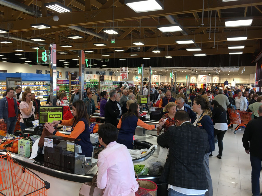 La compañía continúa su expansión en Castilla y León inaugurando un Gadis Hiper en la localidad de Benavente.
