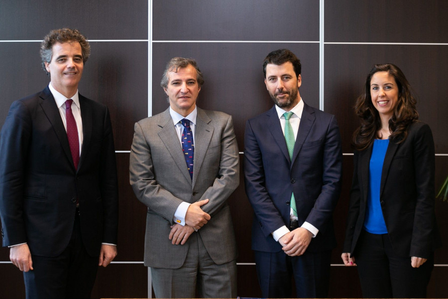 El astillero gallego Construcciones Navales P. Freire será el encargado de la construcción del nuevo buque, de 1.500 m3 de capacidad.