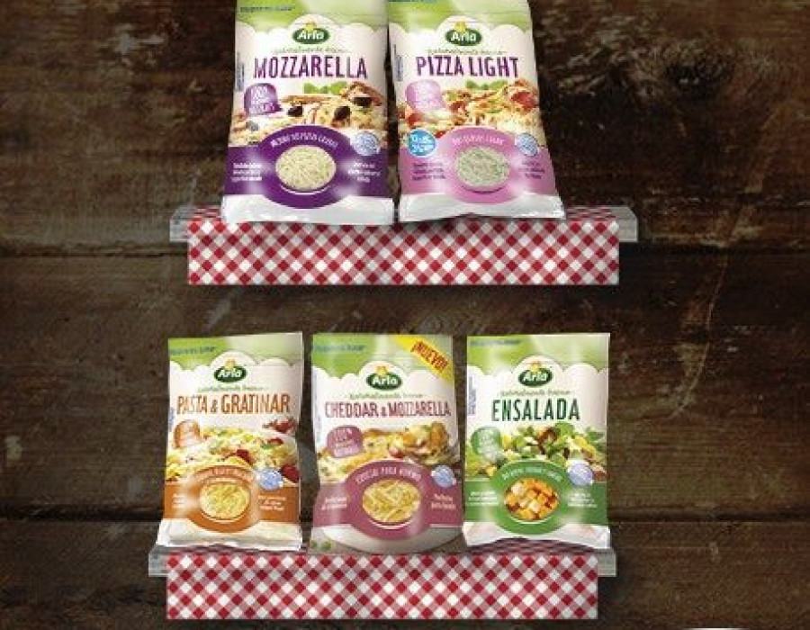 La gama de rallados, hasta ahora Finello, se agrupa en 2019 bajo el paraguas Arla, que ya incluía las variedades de quesos loncheados y quesos de untar.