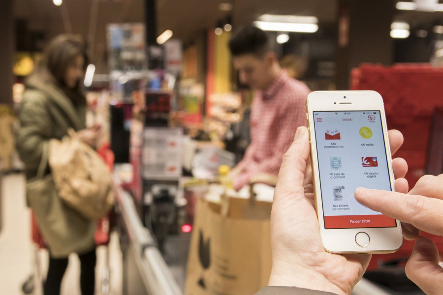 Eroski incorpora la opción de consultar tickets digitales dentro de la nueva versión de su app.